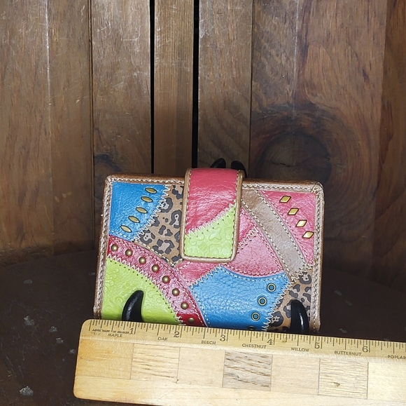 Fossil Patchwork Wallet - Picture 5 of 17